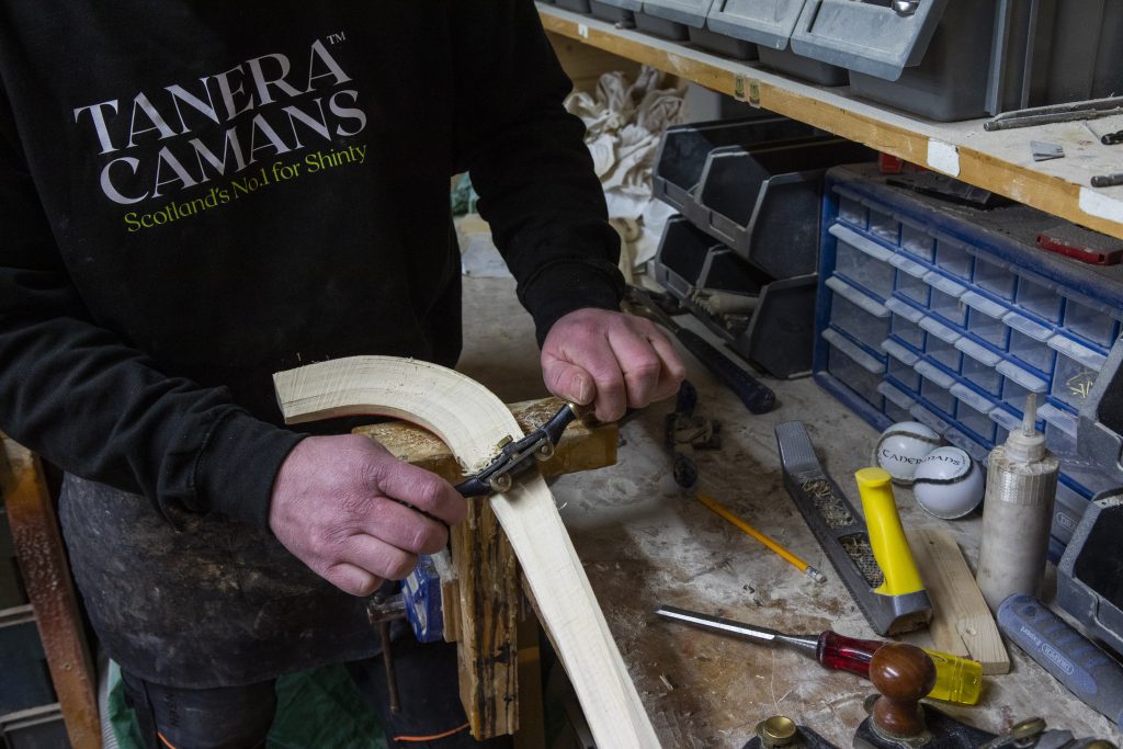 Scotland’s Handmade Hickory Camans – Tanera Camans